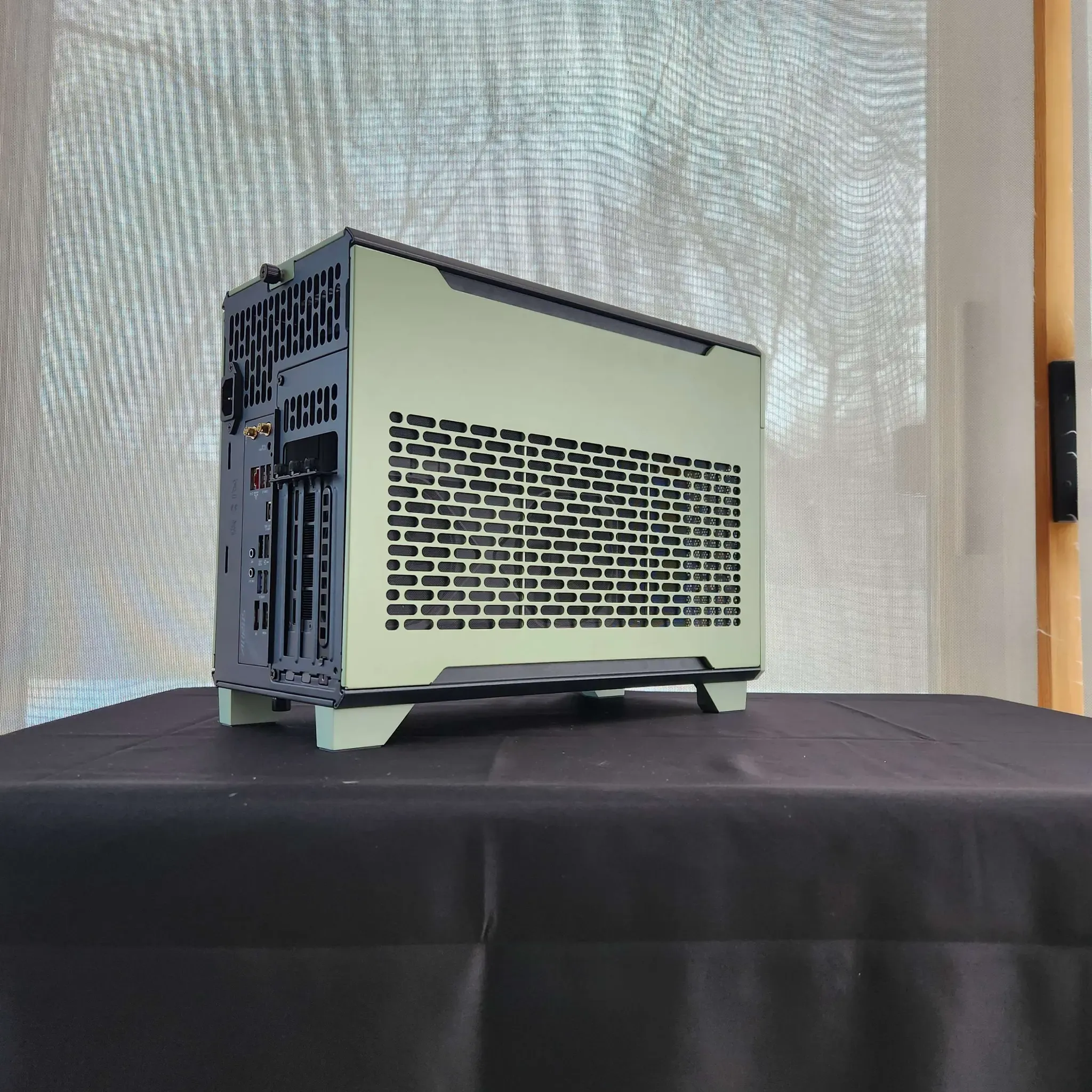 RTX 5070 | Ryzen 7 7700 | 32GB DDR5 | 2TB NVMe | WiFi | SFF - Image 3